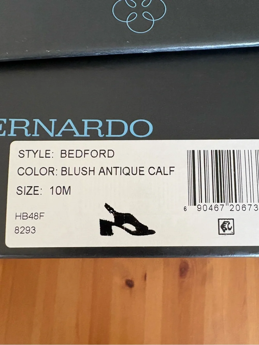 Bernardo Bedford Sandals Size 10 Blush Antique Calf Block Heel Slingback NWT